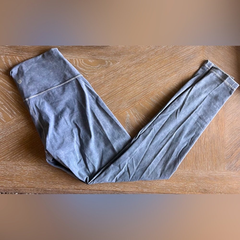 Light grey lululemon leggings size 8